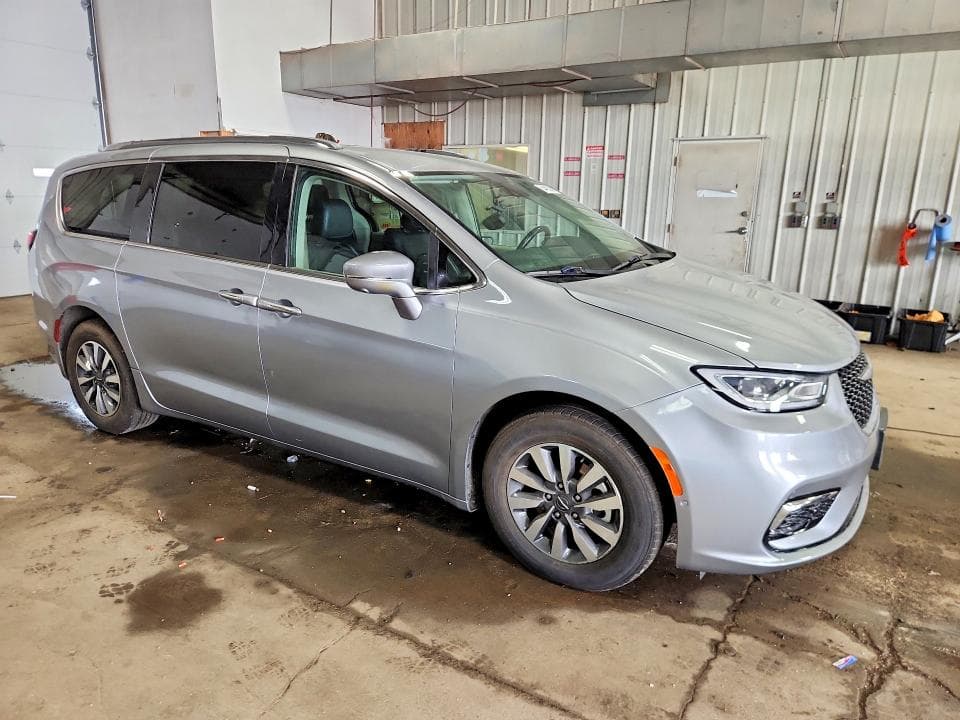 2021 CHRYSLER PACIFICA HYBRID TOURING L 4