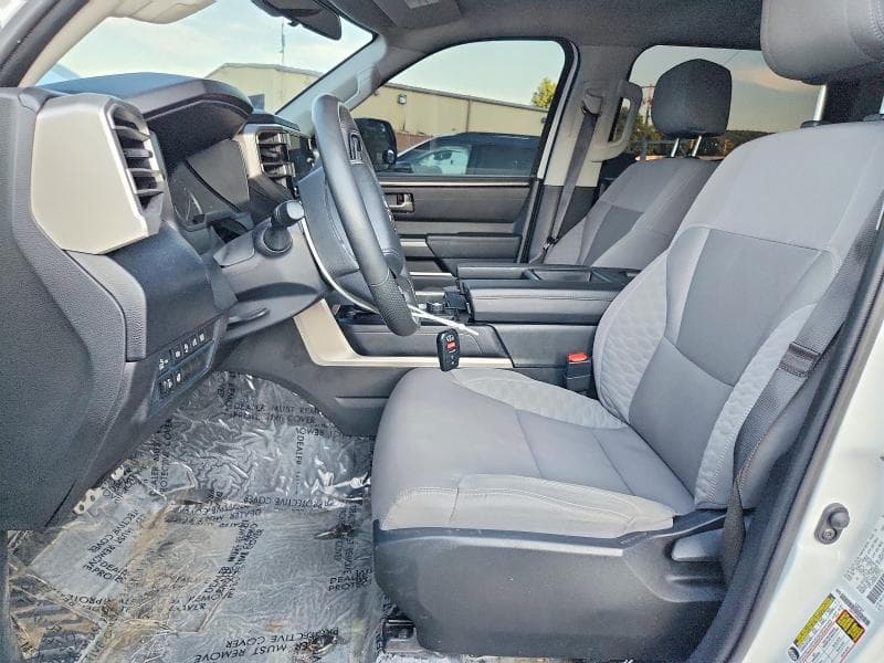 2024 TOYOTA TUNDRA SR5 7