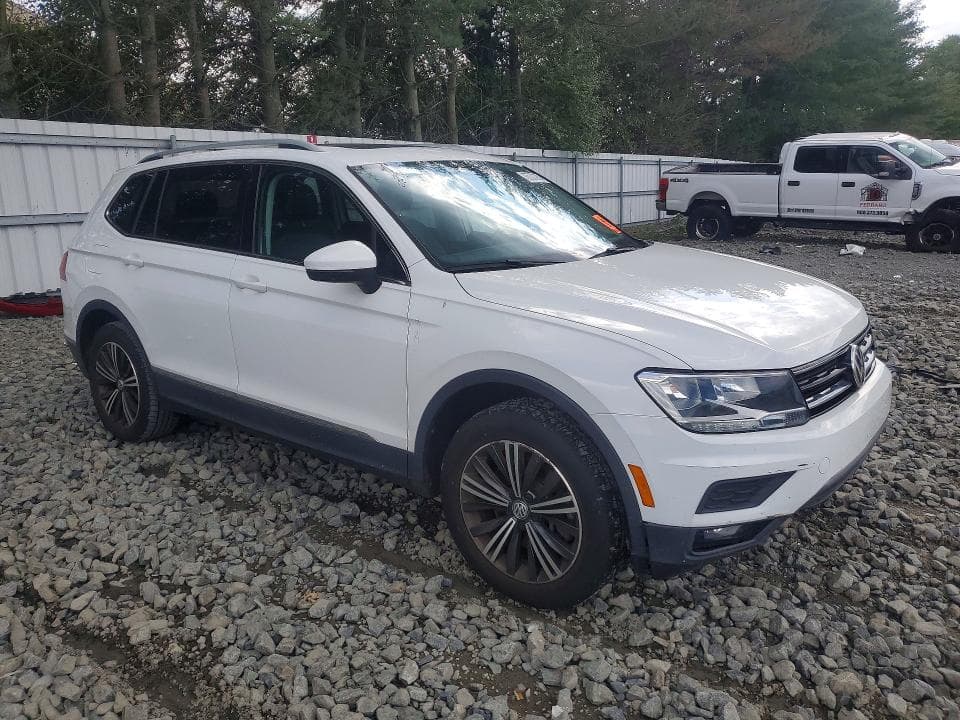 2018 VOLKSWAGEN TIGUAN SE 4