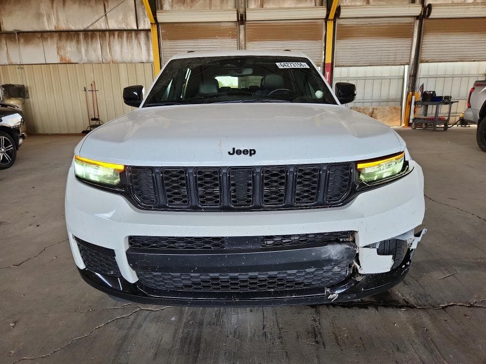 2021 JEEP GRAND CHEROKEE L LAREDO 5