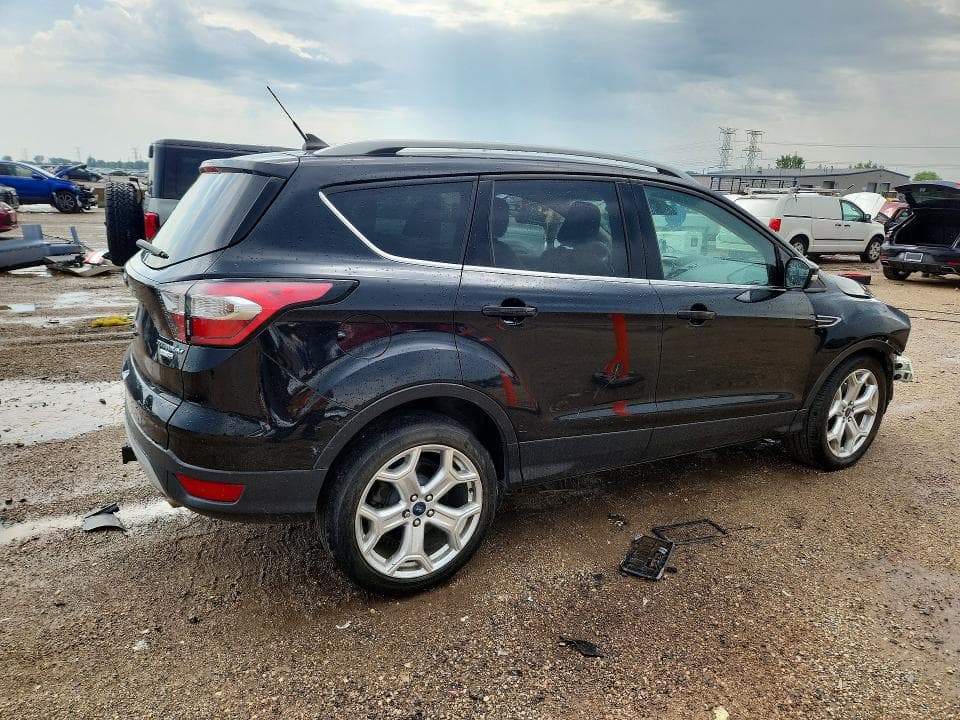 2018 FORD ESCAPE TITANIUM 3