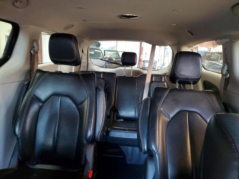 2022 CHRYSLER PACIFICA HYBRID TOURING L 10
