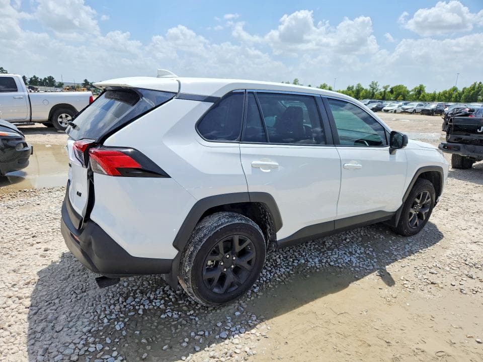 2024 TOYOTA RAV4 LE 3