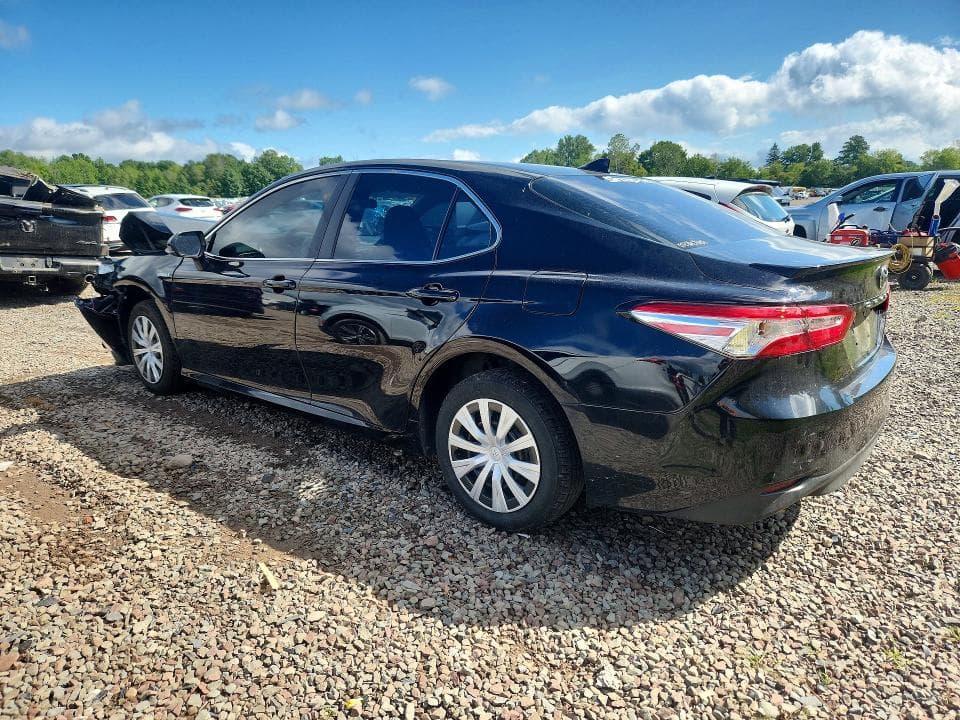 2020 TOYOTA CAMRY LE 2