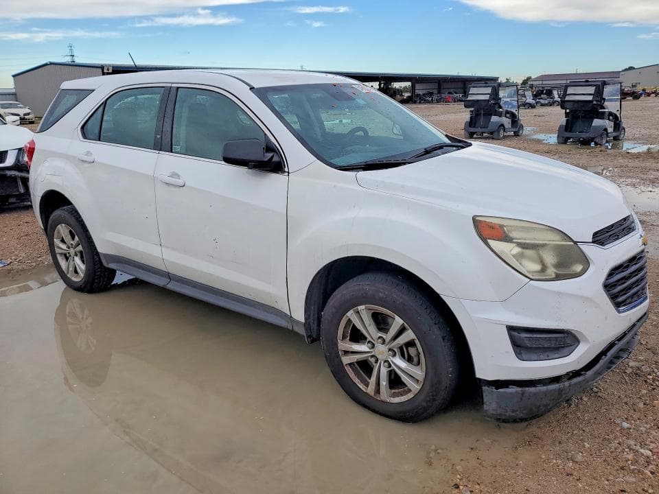 2017 CHEVROLET EQUINOX LS 4