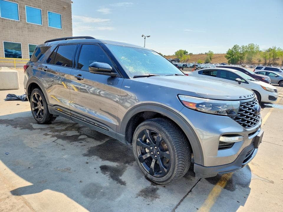 2022 FORD EXPLORER ST-LINE 4