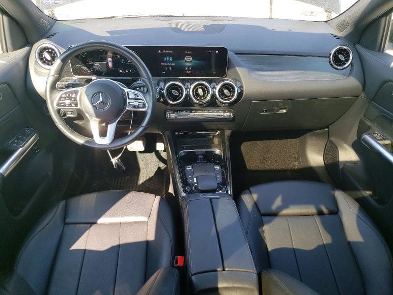 2021 MERCEDES-BENZ GLA 250 4MATIC 8