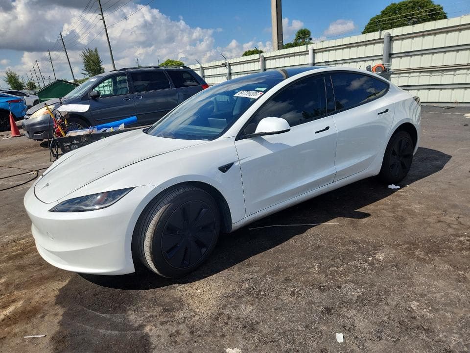 2025 TESLA MODEL 3 - 1