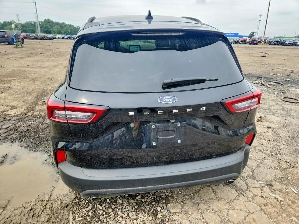 2026 FORD ESCAPE ST LINE 6