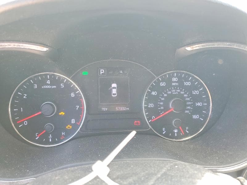 2017 KIA FORTE5 LX 9