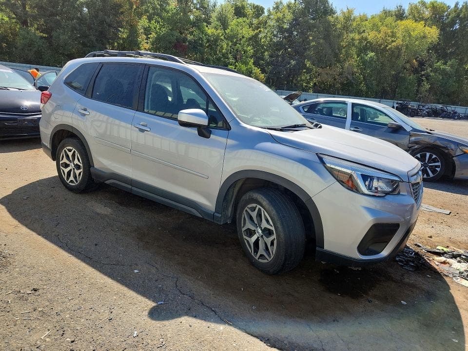 2019 SUBARU FORESTER PREMIUM 4