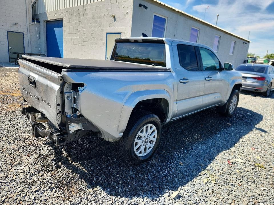 2026 TOYOTA TACOMA SR5 3