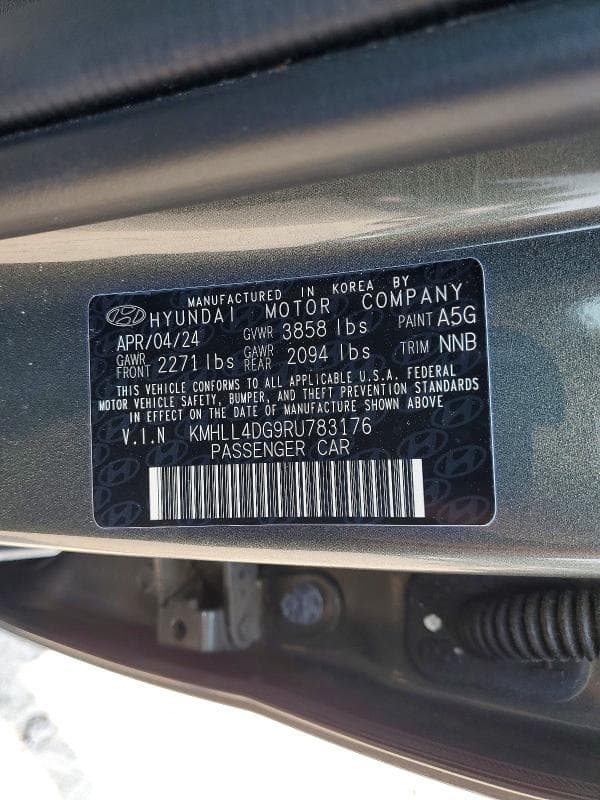 2024 HYUNDAI ELANTRA SE 13