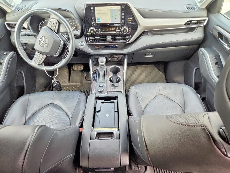 2020 TOYOTA HIGHLANDER LIMITED 8