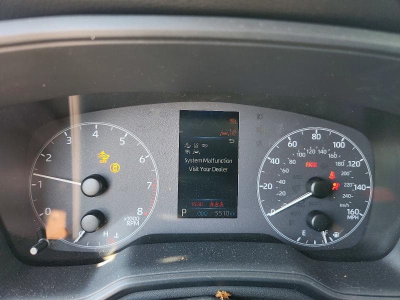 2024 TOYOTA COROLLA CROSS LE 9