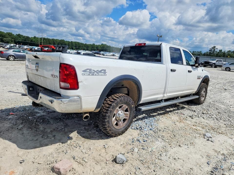 2018 RAM 2500 ST 3