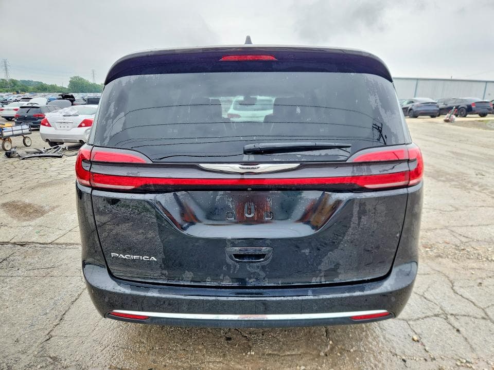 2024 CHRYSLER PACIFICA TOURING L 6