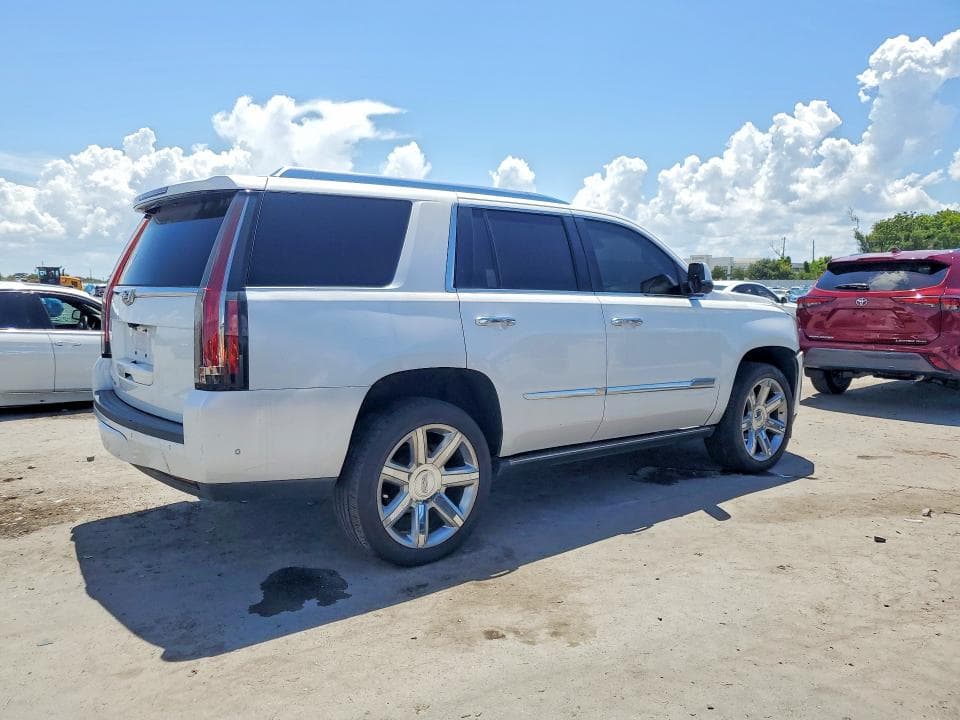 2018 CADILLAC ESCALADE PREMIUM LUXURY 3