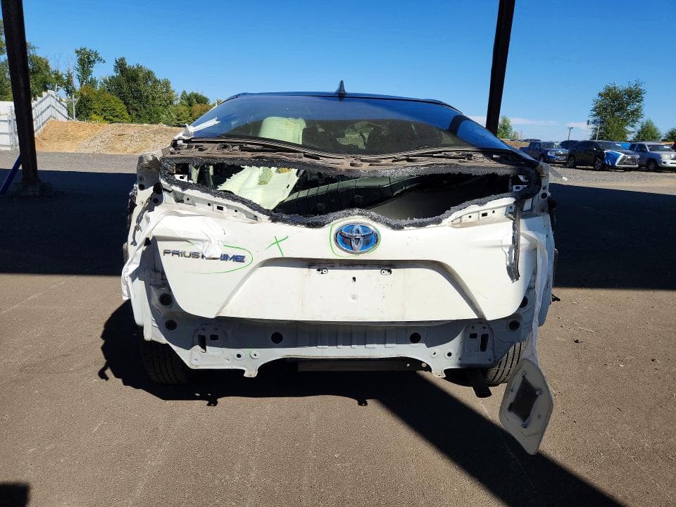 2017 TOYOTA PRIUS PRIME PREMIUM 6