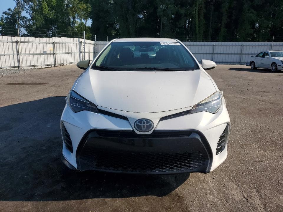 2017 TOYOTA COROLLA SE 5