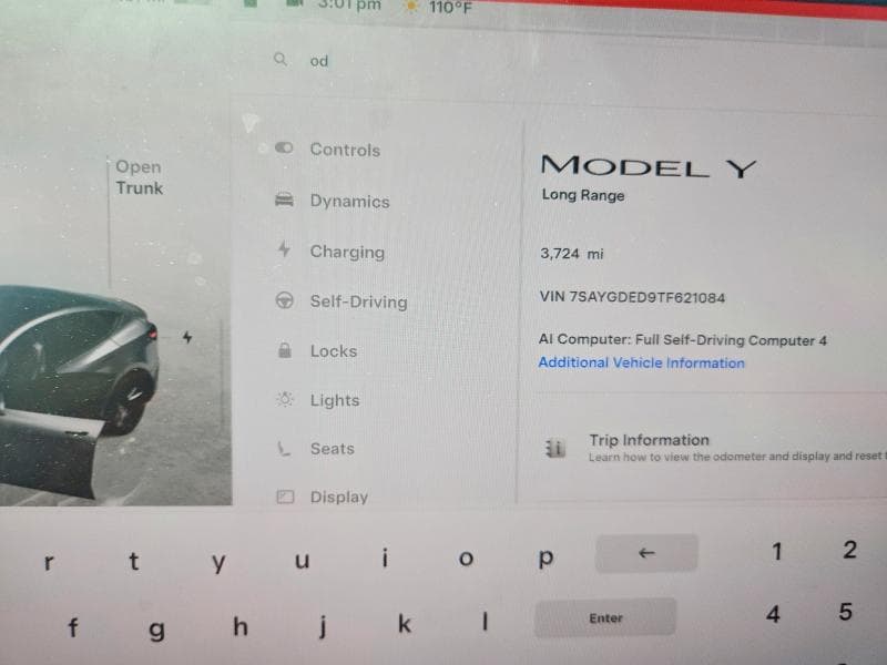 2026 TESLA MODEL Y 9