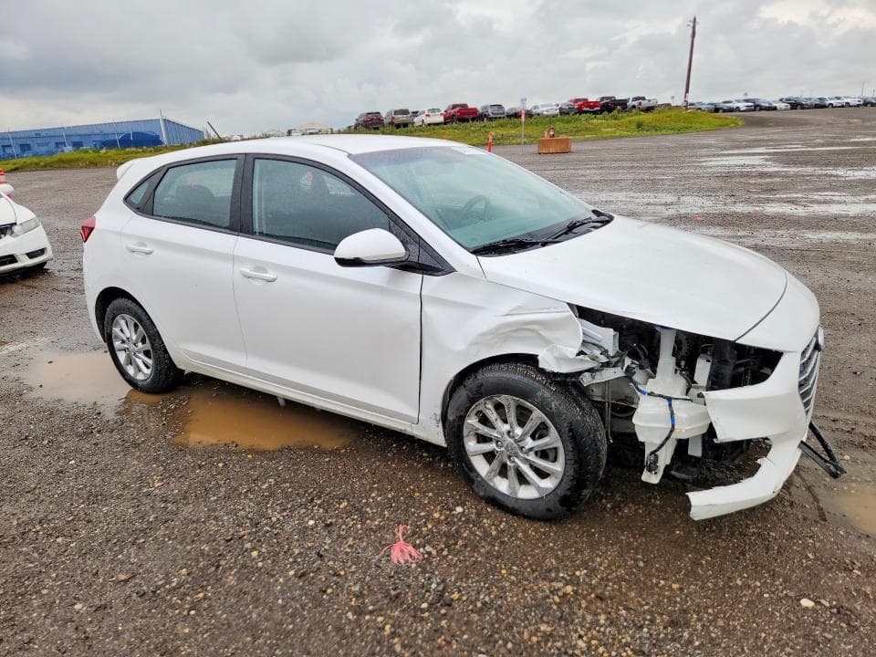2019 HYUNDAI ACCENT SE 4