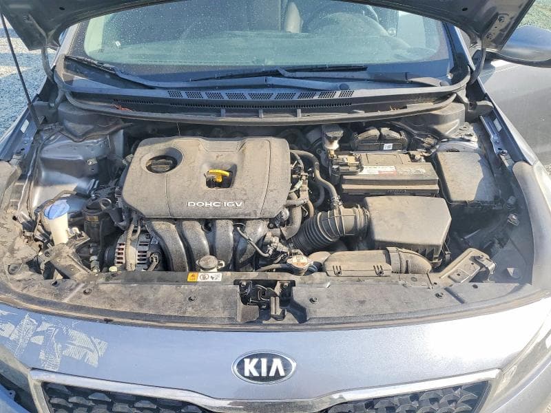 2017 KIA FORTE S 11