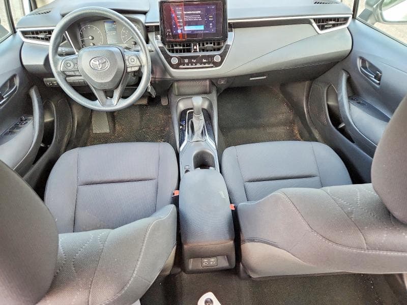 2024 TOYOTA COROLLA LE 8