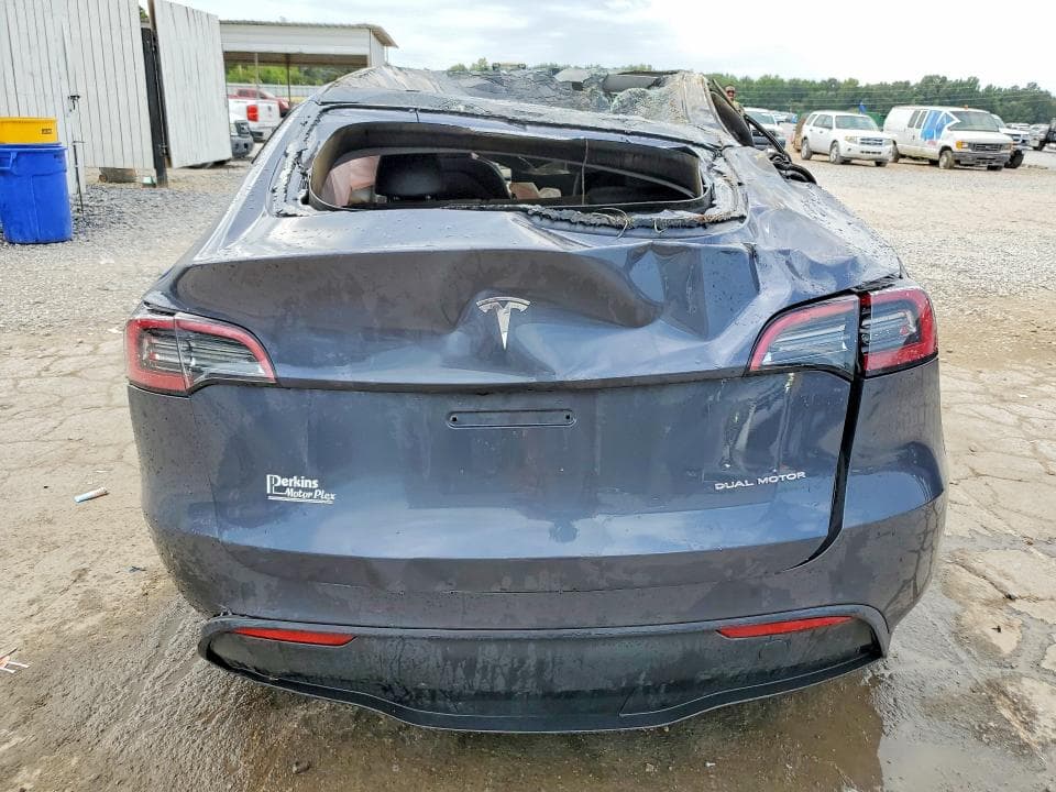 2023 TESLA MODEL Y 6