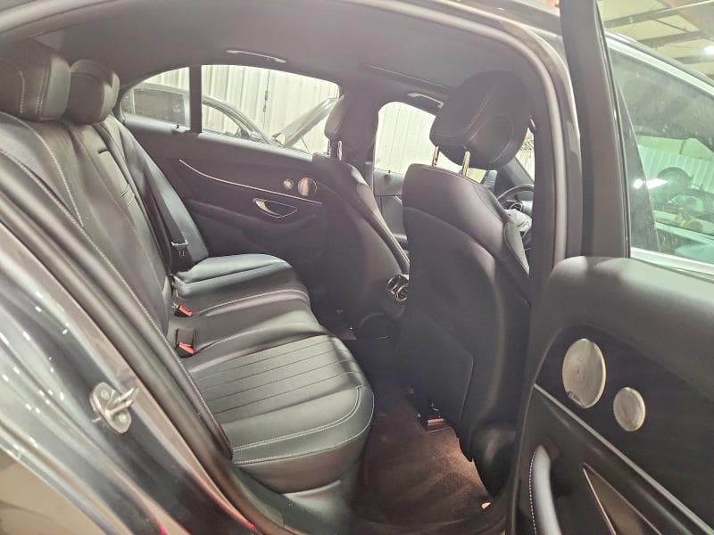 2017 MERCEDES-BENZ E 300 4MATIC 10