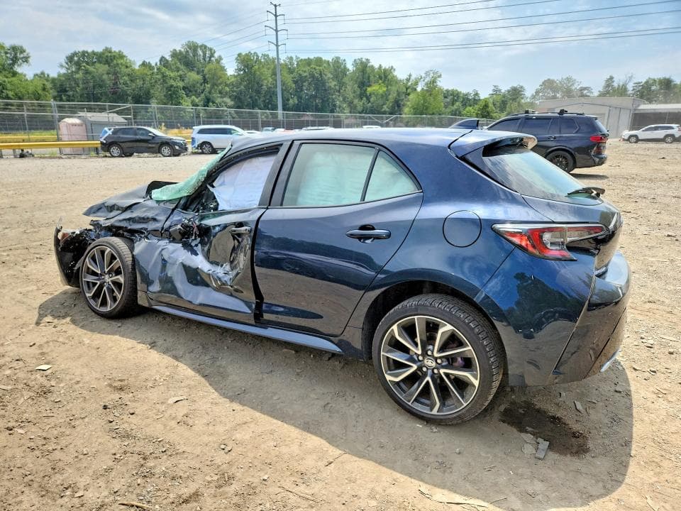 2021 TOYOTA COROLLA XSE 2