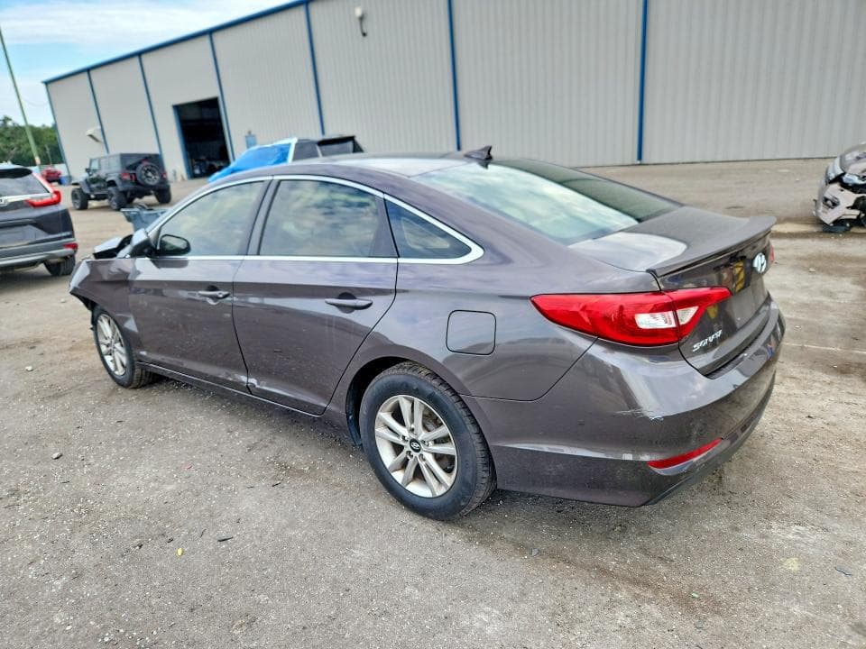 2017 HYUNDAI SONATA SE 2