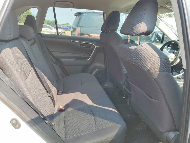2019 TOYOTA RAV4 LE 11
