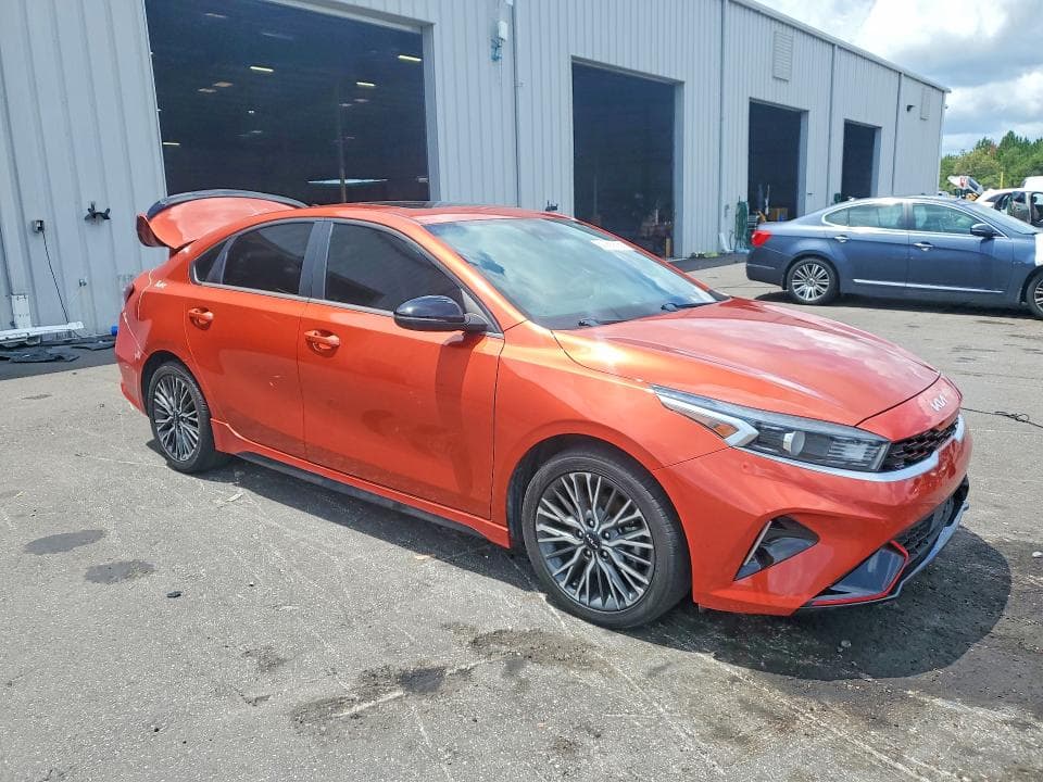 2023 KIA FORTE GT LINE 4