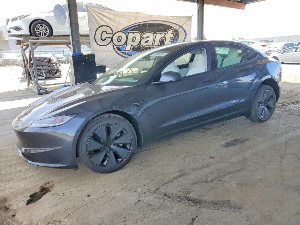 2026 TESLA MODEL 3 - 1