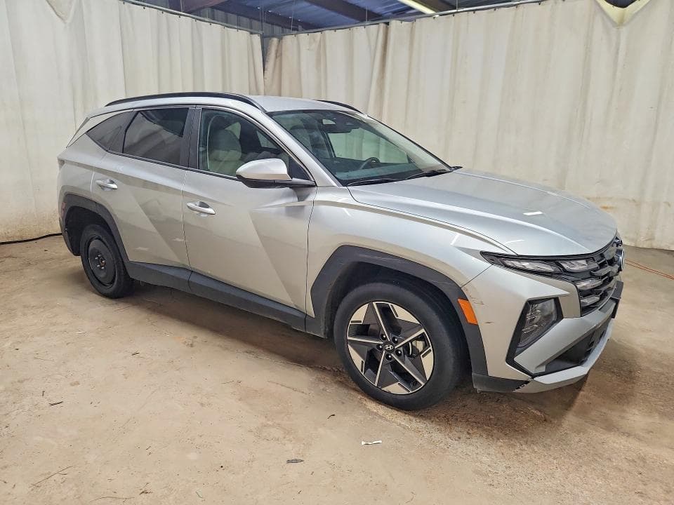 2025 HYUNDAI TUCSON SEL 4