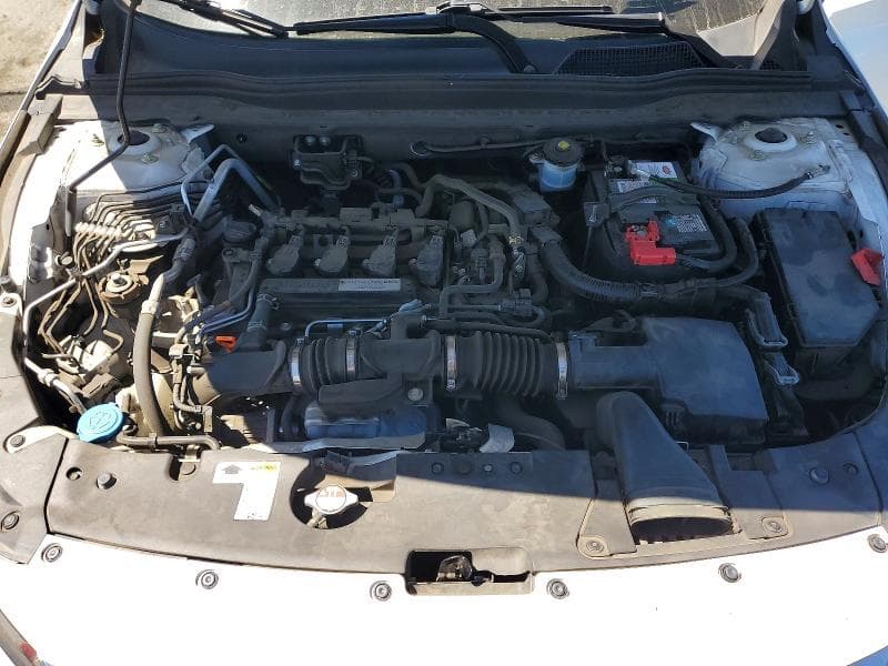 2018 HONDA ACCORD LX 11