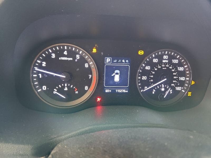 2017 HYUNDAI TUCSON SE 9