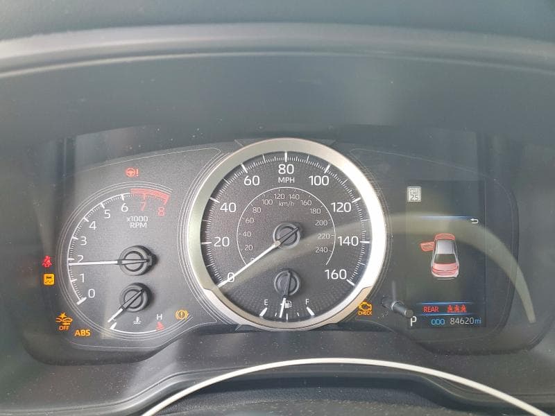 2021 TOYOTA COROLLA LE 9
