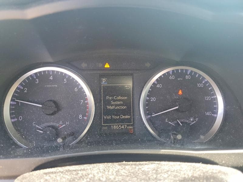 2019 TOYOTA HIGHLANDER LE 9