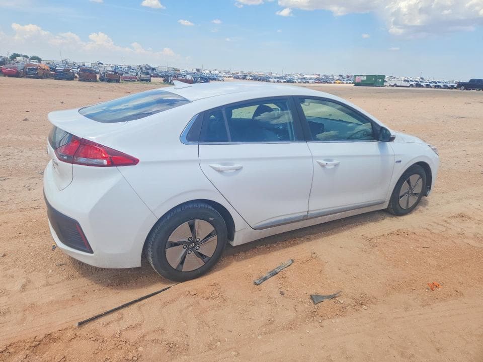 2020 HYUNDAI IONIQ SE 3