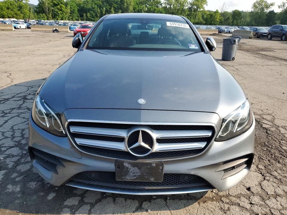 2017 MERCEDES-BENZ E 300 4MATIC 5