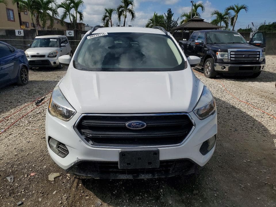 2018 FORD ESCAPE SE 5