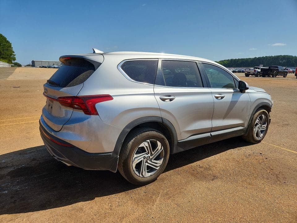 2021 HYUNDAI SANTA FE SE 3
