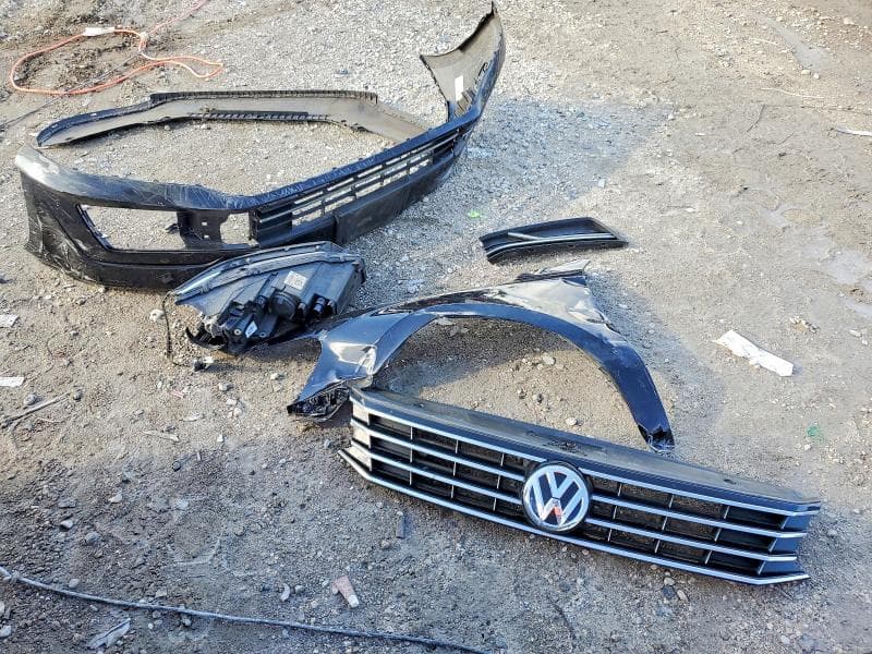 2019 VOLKSWAGEN PASSAT WOLFSBURG 12