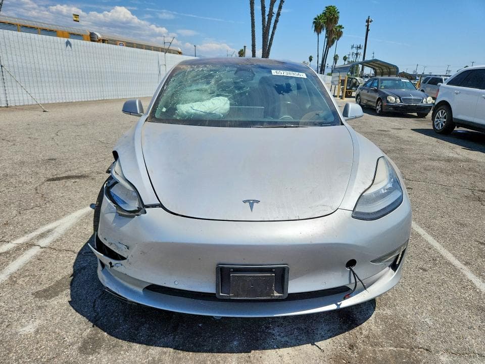 2018 TESLA MODEL 3 5
