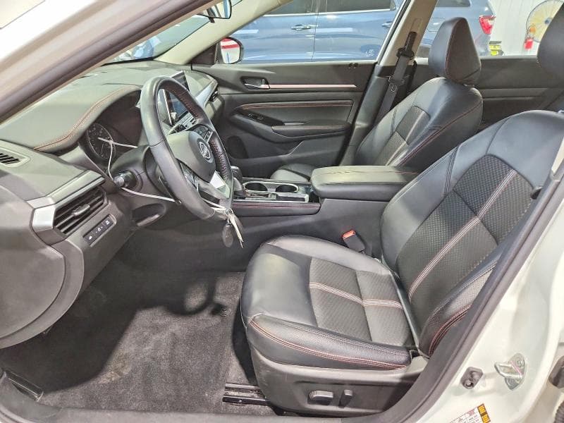 2023 NISSAN ALTIMA SR 7