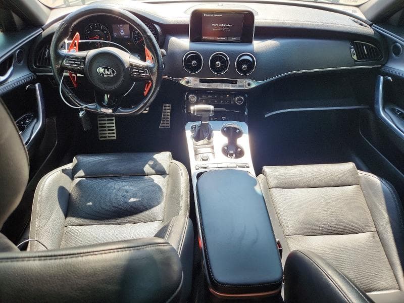 2019 KIA STINGER GT 8