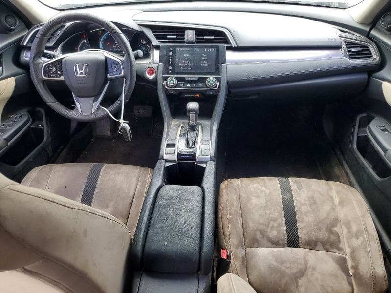 2017 HONDA CIVIC EX 8