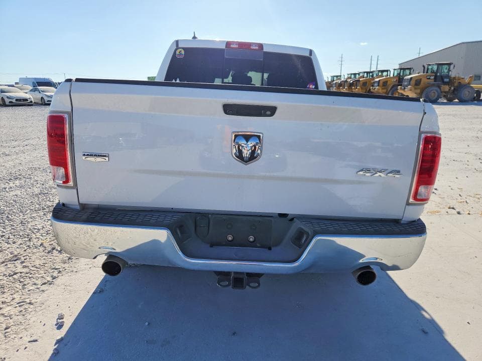2018 RAM 1500 LARAMIE 6